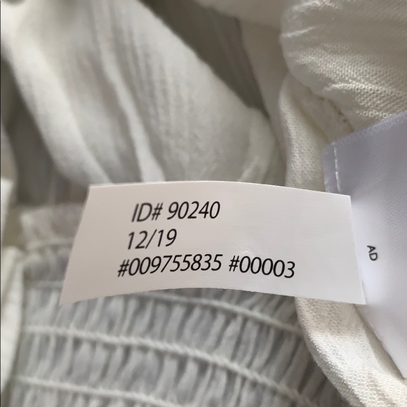 Express Off Shoulder Top - Picture 10 of 12